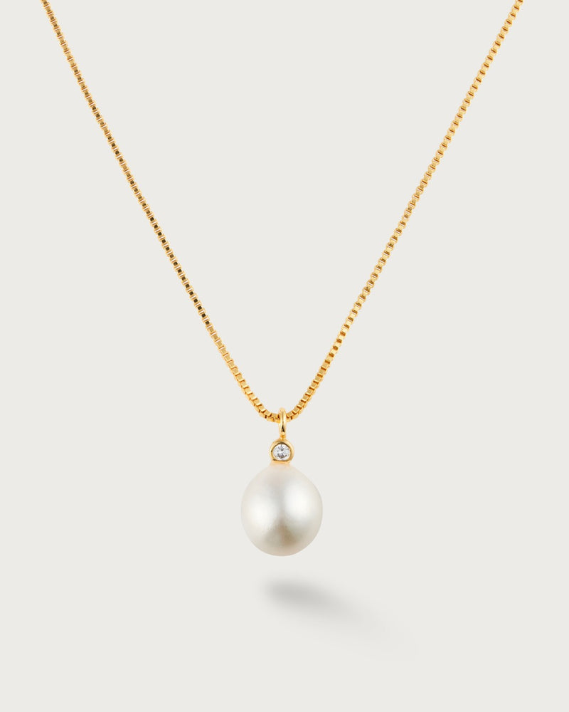 Day Pearl necklace