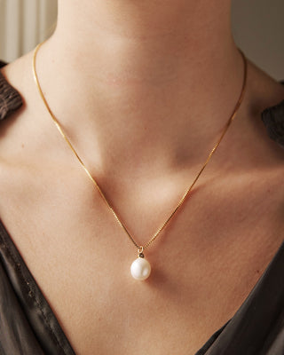 Day Pearl necklace