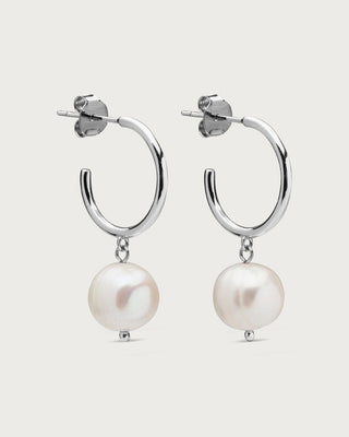 Pearly hoops earrings